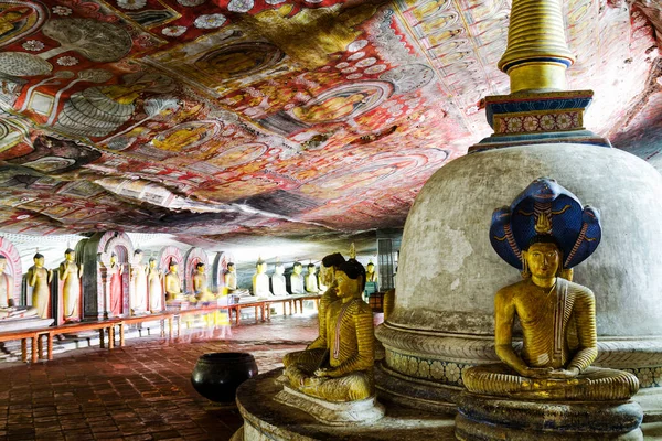 Dambulla Sri Lanka Março Templo Caverna Março 2013 Dambulla Sri — Fotografia de Stock