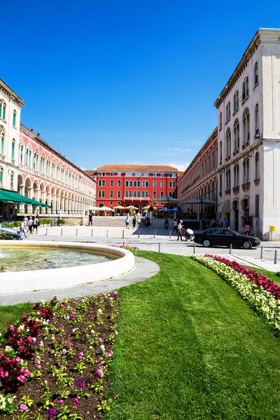 Fontänen Och Republiktorget Split Kroatien — Stockfoto