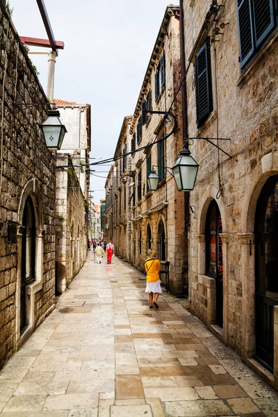 Dubrovnik Kroatia Maj Popularne Strome Wąskie Uliczki Turystyczne Maju 2013 — Zdjęcie stockowe