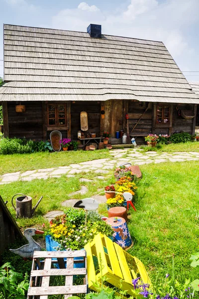 Old Wooden House Exterior — Stock Photo, Image