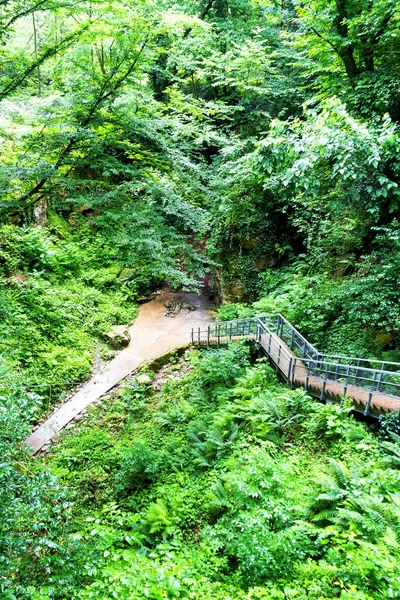 Escaleras Que Conducen Cueva — Foto de Stock