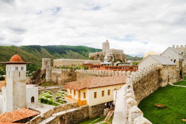 Gürcistan 'daki Achalciche kalesinin antik mimarisi.