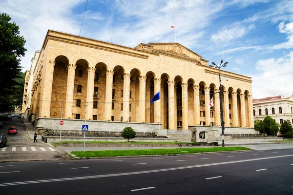 Construcción Del Parlamento Tbilisi Georgia Junio Edificio Del Parlamento Bulevar —  Fotos de Stock