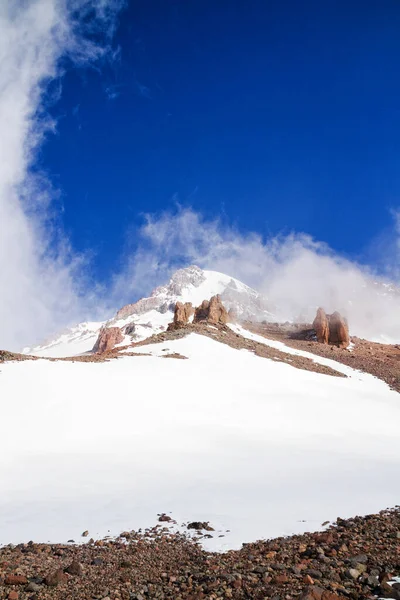 Gergeti Glacier Turistika Kazbek Kavkaz Gruzie — Stock fotografie