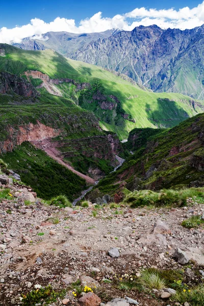 Montanhas Cáucaso Perto Kasbegi Geórgia — Fotografia de Stock