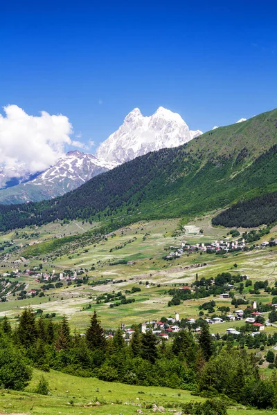 Paisagem Verão Montanha Caucasiana Ushba Fundo Geórgia — Fotografia de Stock