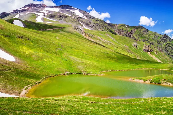 Fantastisk Natur Utsikt Över Koruldi Sjöar — Stockfoto