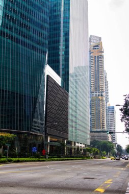 13 Kasım 2013 'te Singapur' da Marina Körfezi 'ndeki gökdelenlerin görüntüsü. Singapur dünyanın dördüncü önde gelen finans merkezi..