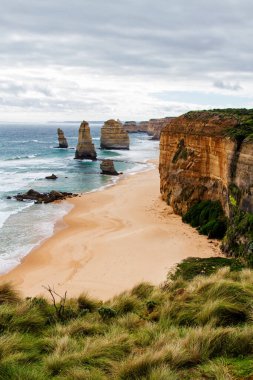 12 Havari, Büyük Okyanus Yolu 'nun ünlü simgesi, Victoria, Avustralya