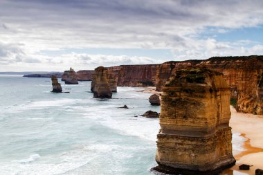 12 Havari, Büyük Okyanus Yolu 'nun ünlü simgesi, Victoria, Avustralya