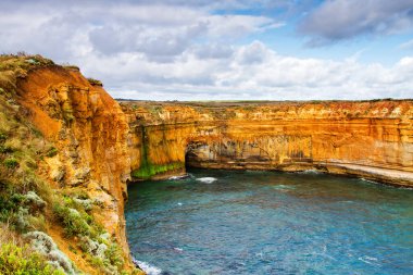 Grotto, Büyük Okyanus Yolu 'nun ünlü simgesi, Victoria, Avustralya