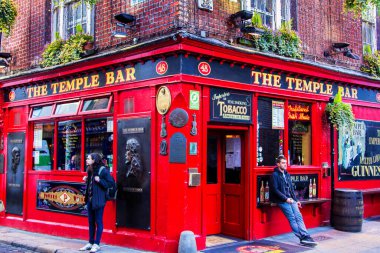 Cazibe, bar, bira, aydınlık, bina, şehir, renkli, varış noktası, bölge, içki, Dublin, eğlence, Avrupa, Avrupa, akşam, dış, ünlü, yemek, tarihi, ev, İrlanda, lamba, şehir simgesi, ışıklar, gece hayatı, gece hayatı, gece sahnesi,