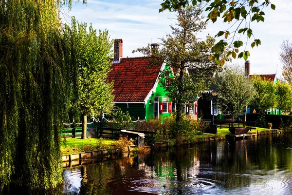 Malerischer Blick Auf Traditionelle Häuser Kanal Historischen Dorf Zaanse Schans — Stockfoto