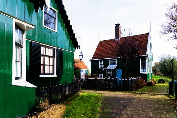 Живописный Вид Традиционные Дома Канала Исторической Деревне Zaanse Schans Реке — стоковое фото