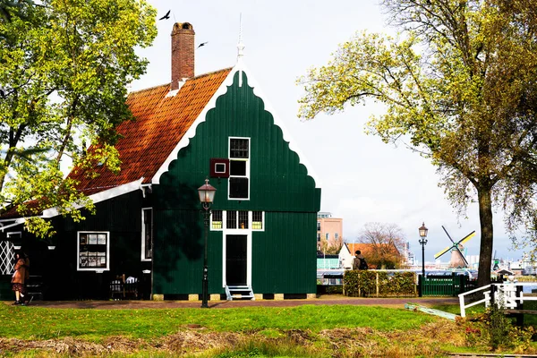 Picturesque View Traditional Houses Canal Zaanse Schans Historic Village Ved – stockfoto