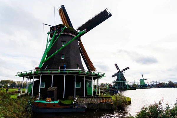 Fully Operational Historic Authentic Zaandam Mills Water Channel Zaanstad Village — Stock Photo, Image