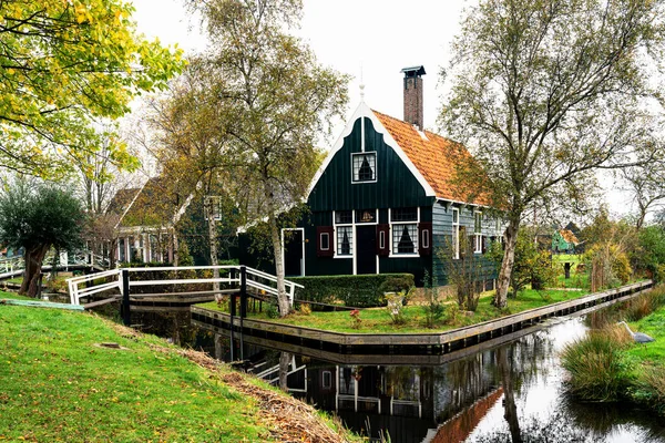 Picturesque View Traditional Houses Canal Historic Village Zaanse Schans Zaan — стокове фото