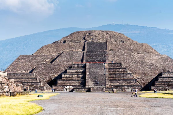 Meksika Daki Teotihuacan Antik Mezoamerikan Şehrinin Meksika Vadisi Ndeki Piramitlerinin — Stok fotoğraf