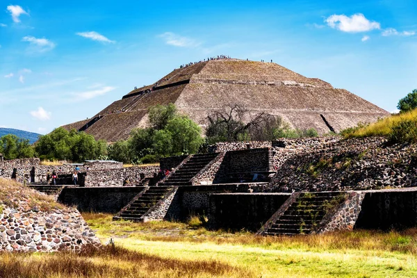 Meksika Daki Teotihuacan Antik Mezoamerikan Şehrinin Meksika Vadisi Ndeki Piramitlerinin — Stok fotoğraf