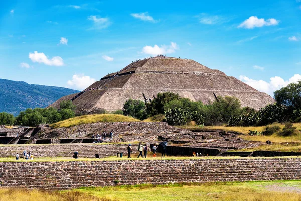 Vista Das Pirâmides Antiga Cidade Mesoamericana Teotihuacan México Localizada Vale — Fotografia de Stock