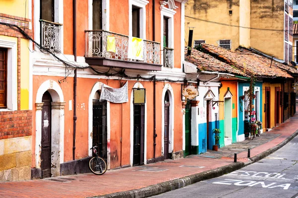 Bogota Colombia Nov 2019 Vista Una Encantadora Colorida Calle Distrito —  Fotos de Stock