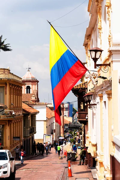 Bogota Colombia Lis 2019 Widok Urokliwą Barwną Ulicę Dzielnicy Candelaria — Zdjęcie stockowe
