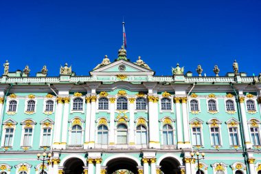Saint Petersburg, Rusya 'daki Kış Sarayı manzarası. İçinde Hermitage Müzesi var.