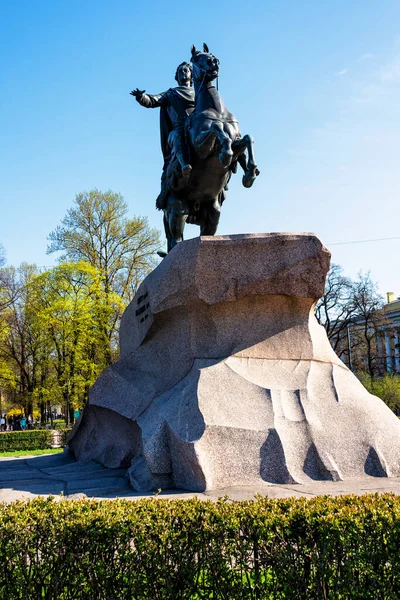 Sankt Petersburg Rusia Abril 2019 Jinete Bronce Monumento Pedro Magno — Foto de Stock