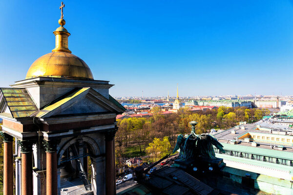 Вид на Санкт-Петербург с колоннады Исаакиевского собора. Россия
