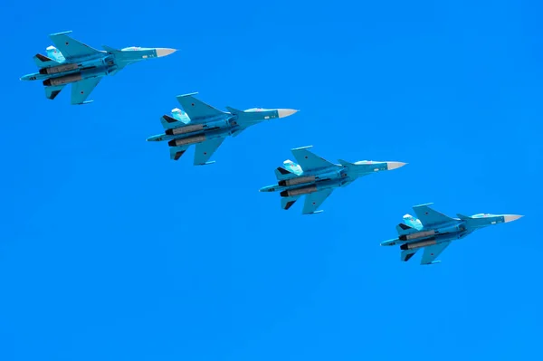 Moscow Ryssland Maj 2019 Sukhoi Flyger Över Röda Torget Victory — Stockfoto