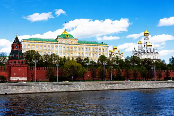 Uitzicht Het Moskou Kremlin Vanaf Brug Rusland — Stockfoto