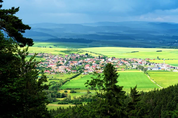 Ciudad Hrabusice Vista Cordillera Slovak Paradise Eslovaquia — Foto de Stock