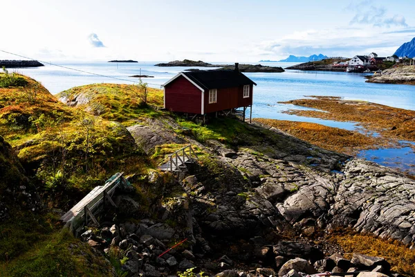 Paysage Côtier Norvégien Avec Une Maison Rouge Typique Les Maisons — Photo