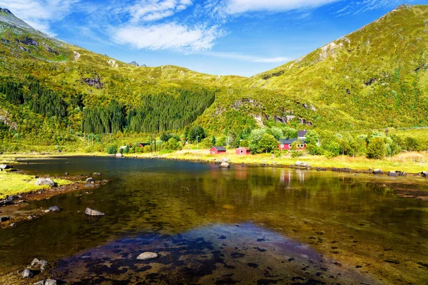 Paysage Côtier Norvégien Avec Une Maison Rouge Typique Les Maisons — Photo