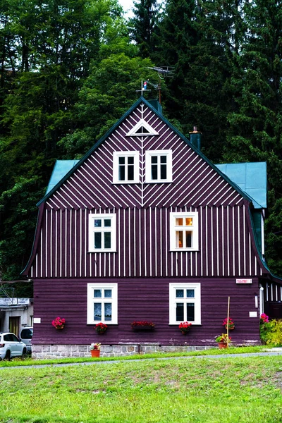 Dřevěný Dům Krkonoších Krkonoše Nebo Krkonoše — Stock fotografie