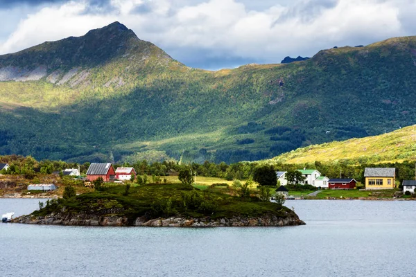 Tipikus Lofoten Bay Kilátás Jelenet Egy Gyönyörű Idilli Napon Lofoten — Stock Fotó