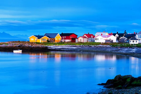 Casas Rurales Noruegas Andenes Andoya Islas Lofoten Noruega Efecto Agua —  Fotos de Stock