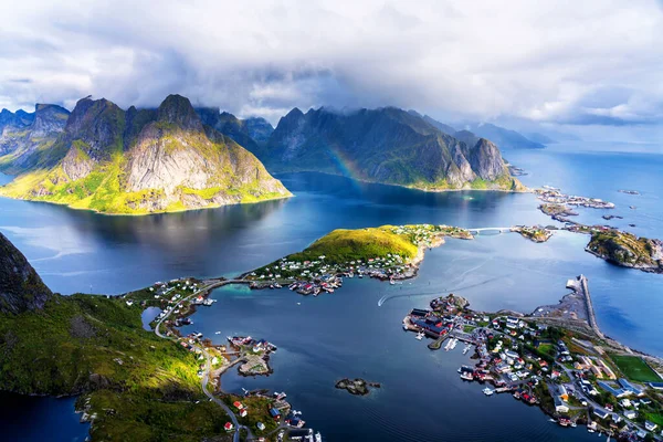 Sunny Aerial Panoramic View Stunning Mountains Village Reine Lofoten Islands — Stock Photo, Image