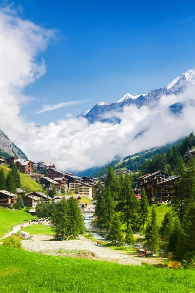 Famosa Cidade Suíça Zermatt Vale Perto Centro Fronteiriço Suíço Italiano Imagem De Stock