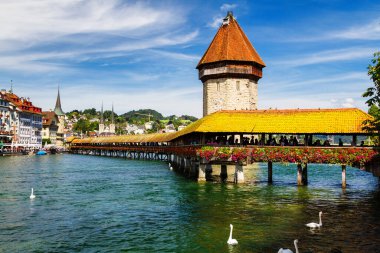 İsviçre, Lucerne 'deki Chapel Köprüsü