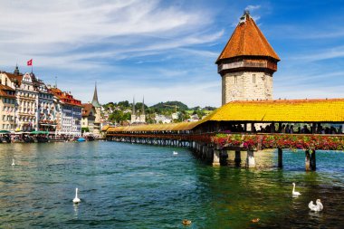 İsviçre, Lucerne 'deki Chapel Köprüsü