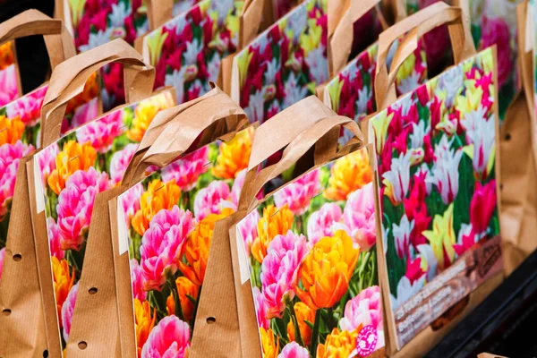 Amsterdam Niderlandy Listopad Tulipany Inne Kwiaty Rynku Kwiatów Centrum Miasta — Zdjęcie stockowe