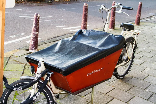 Amsterdam Países Bajos Noviembre Bicicleta Adaptada Para Transportar Cargas Noviembre —  Fotos de Stock