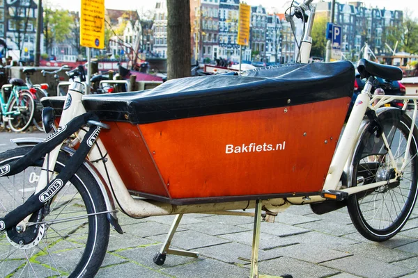 Amsterdam Países Bajos Noviembre Bicicleta Adaptada Para Transportar Cargas Noviembre —  Fotos de Stock