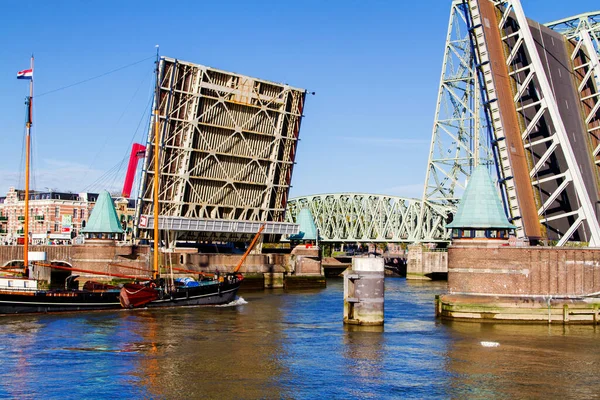 Rotterdam Netherlands November Old Drawbridge Upright Position While Sail Ship — Stock Photo, Image