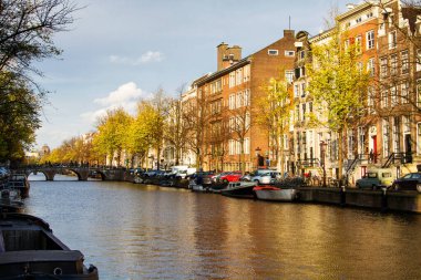 AMSTERDAM, NETHERLANDS - 10 Kasım 2014 'te Amsterdam, Hollanda, Avrupa' da güzel evler.