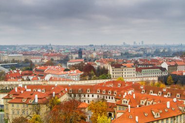 Prag Şatosu 'ndan panoramik manzara Hradczany, Çek Cumhuriyeti