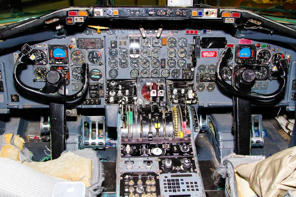 View Cockpit Old Unused Plane Amsterfam Schiphol Airport Netherlands — Stock Photo, Image