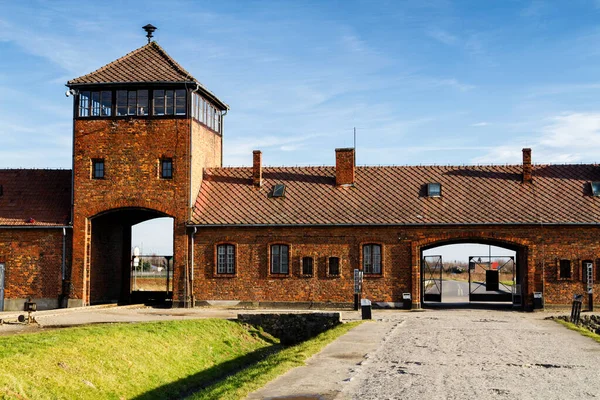 Wejście Auschwitz Birkenau Nazistowskiego Obozu Oświęcimiu Był Największy Nazistowski Obóz — Zdjęcie stockowe