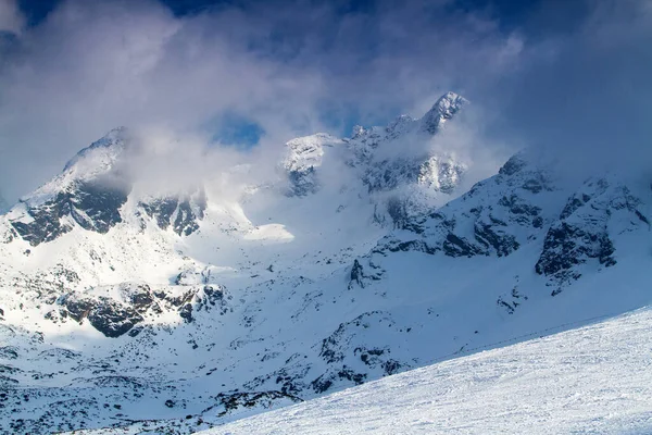 Picos Koscielec Swinica Parque Nacional Das Montanhas Tatra Polônia — Fotografia de Stock